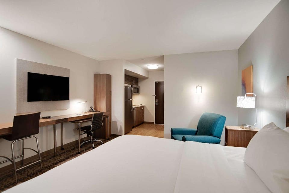Suite room