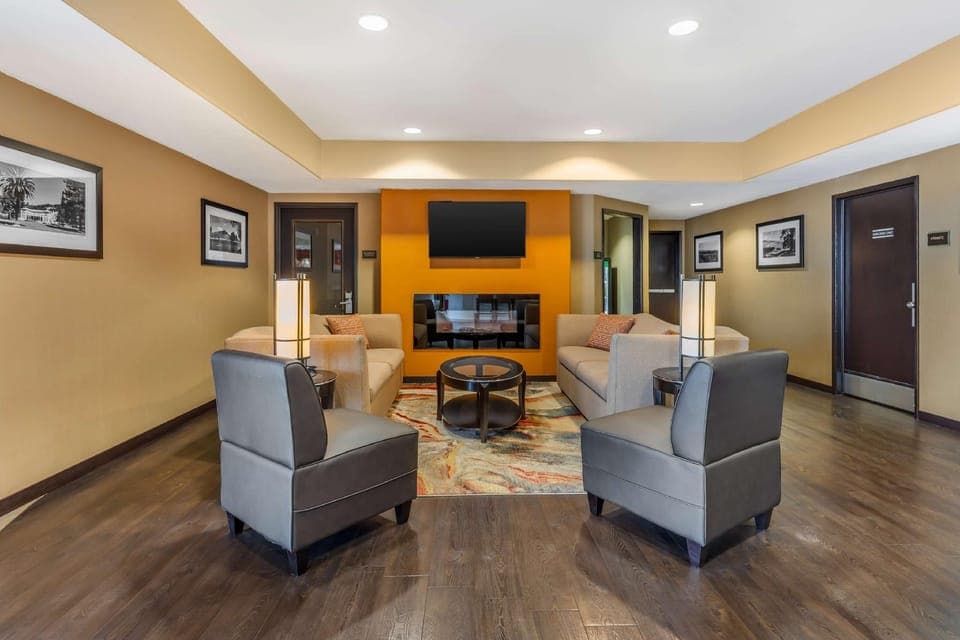 Best Western Plus Wine Country Inn & Suites Hotel in Santa Rosa