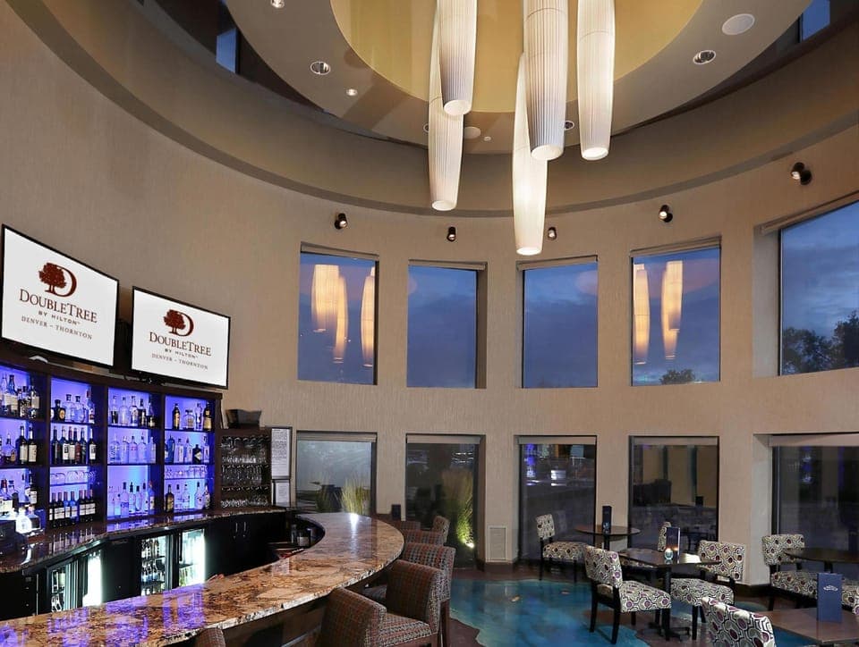 Bar/lounge