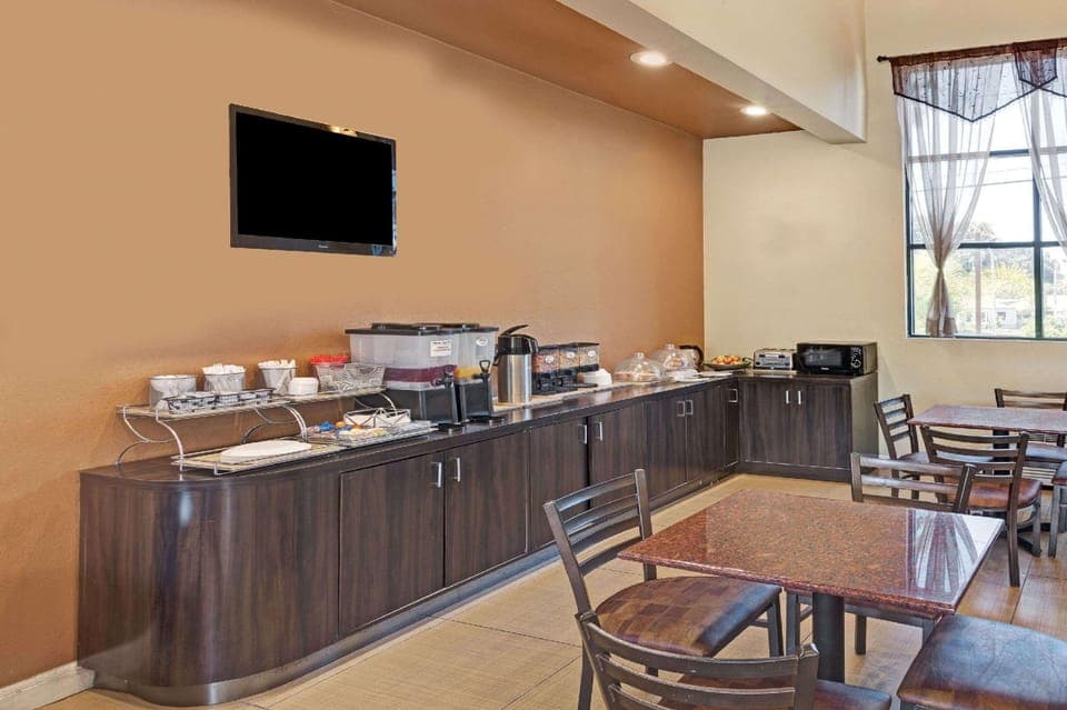 Coffee shop