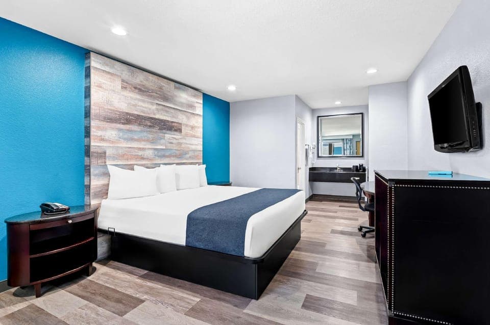 Guestroom
