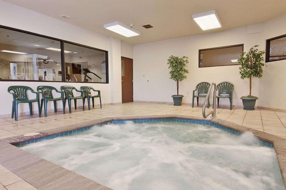 Hot tub