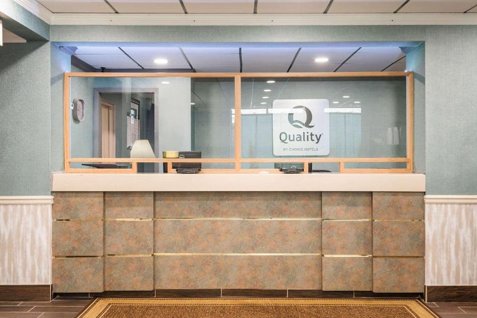 Finger Lakes Inn & Suites Hotel in Bath