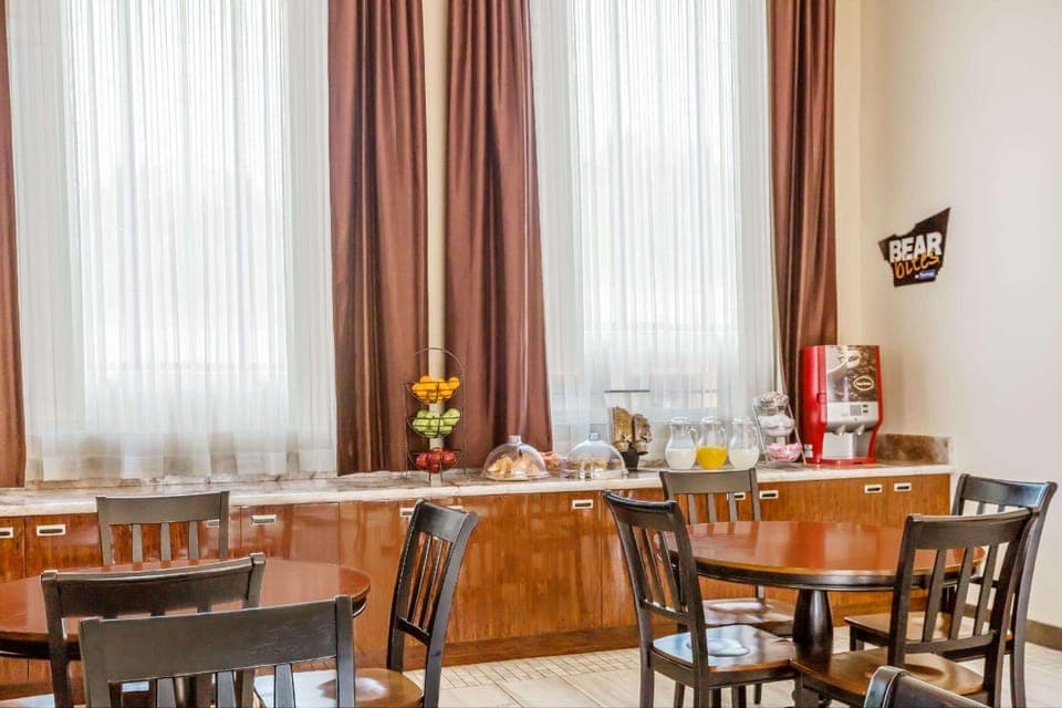 Coffee shop