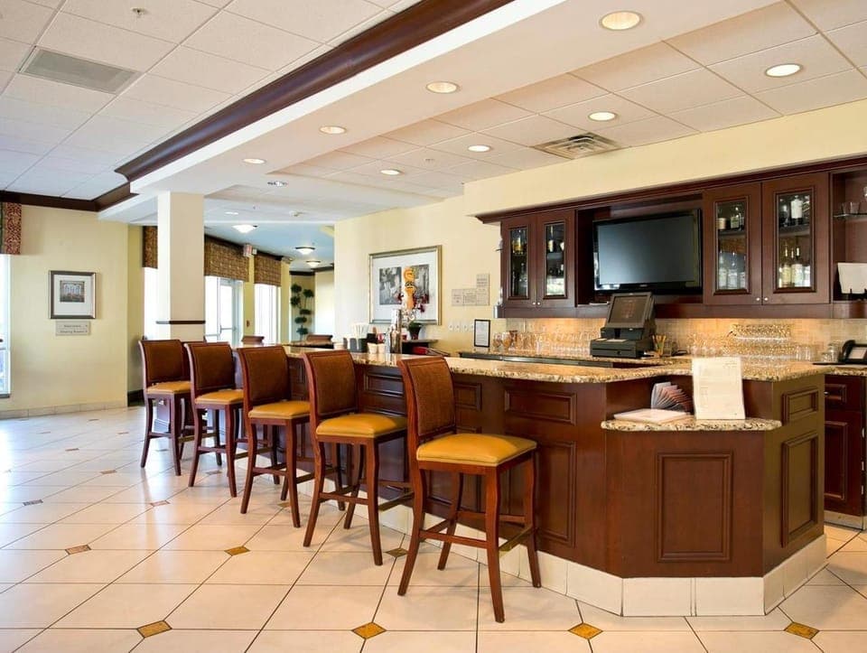 Bar/lounge