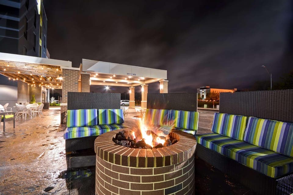 Home2 Suites by Hilton - Evansville, IN Hotel in Evansville