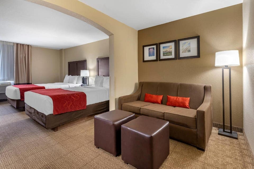 Suite room