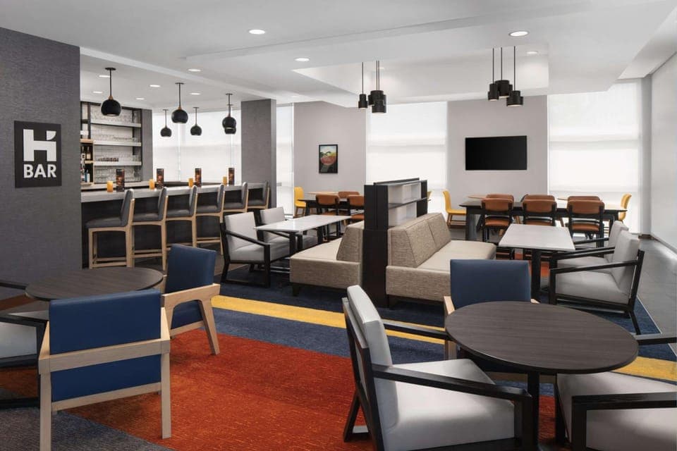 Bar/lounge