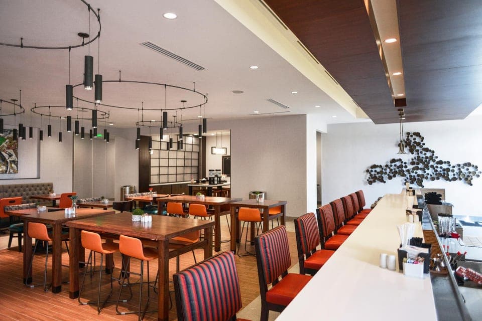 Bar/lounge