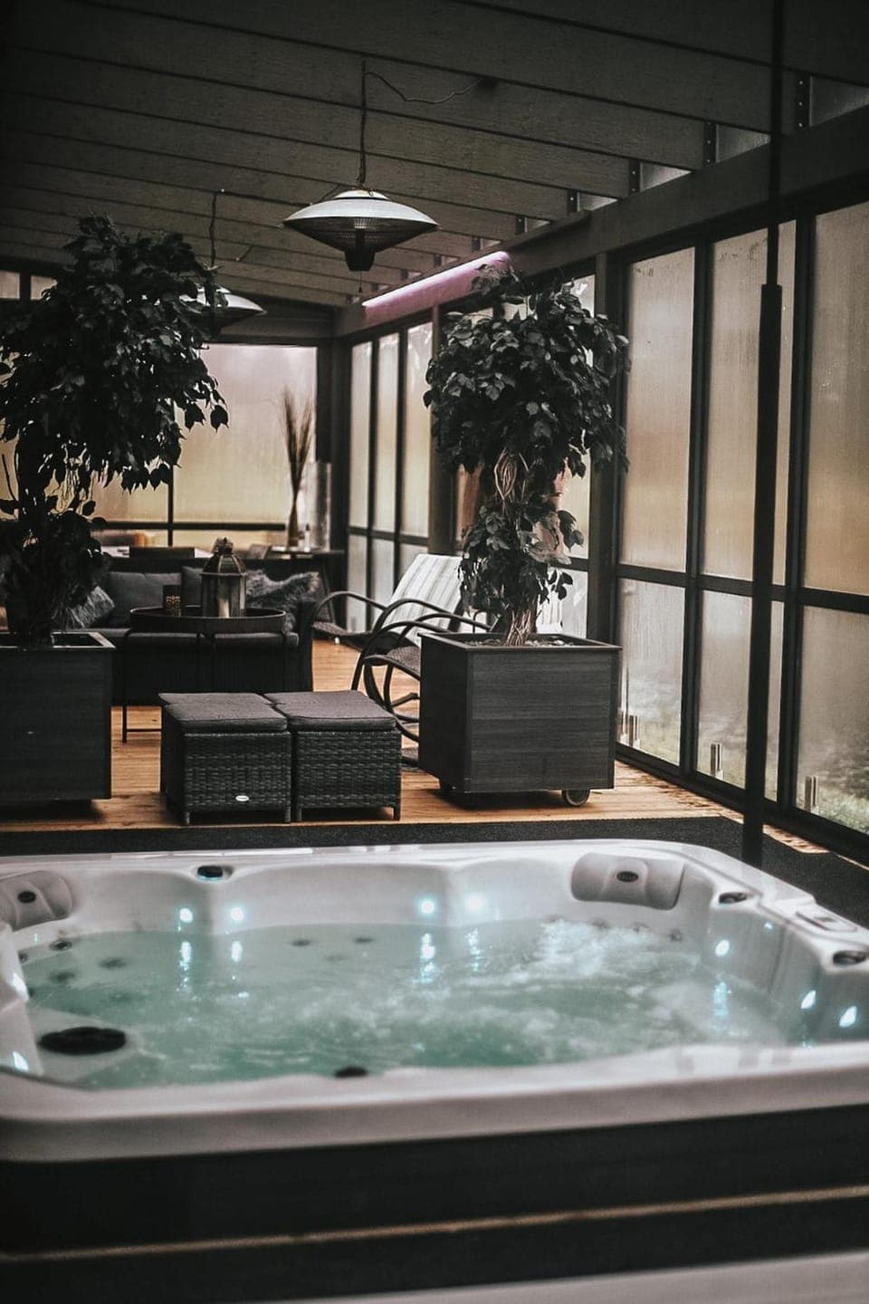 Open air bath