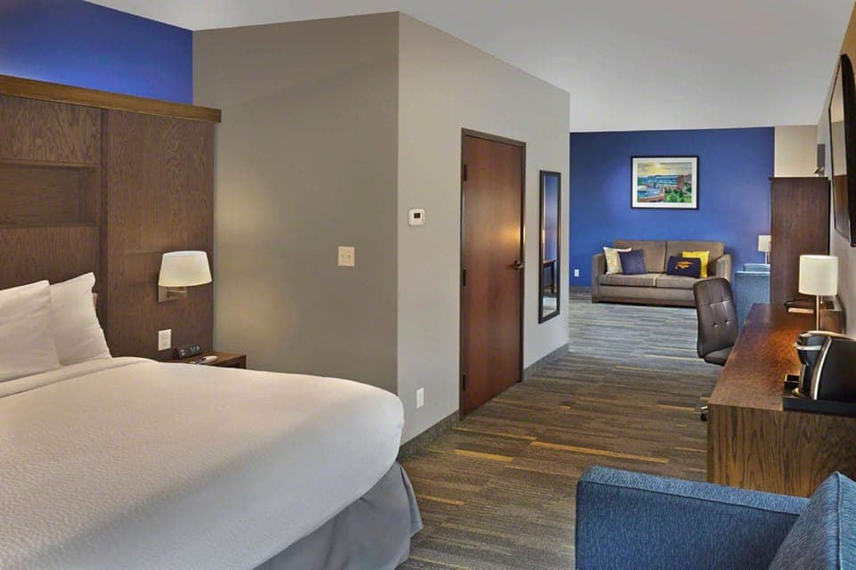 Guestroom