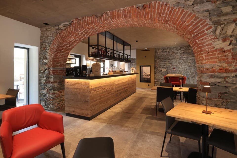 Bar/lounge