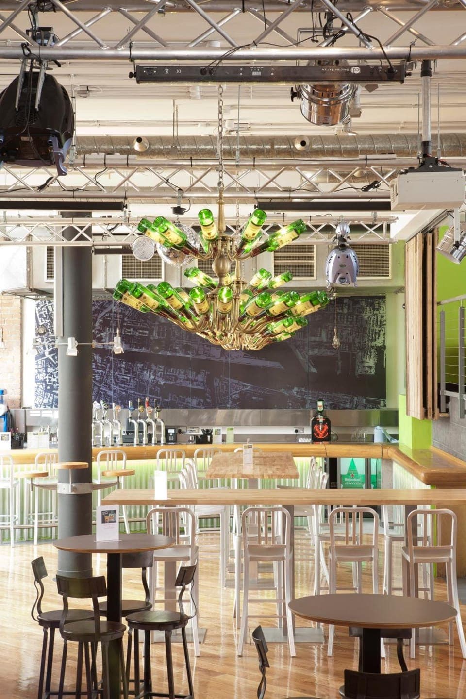 Bar/lounge