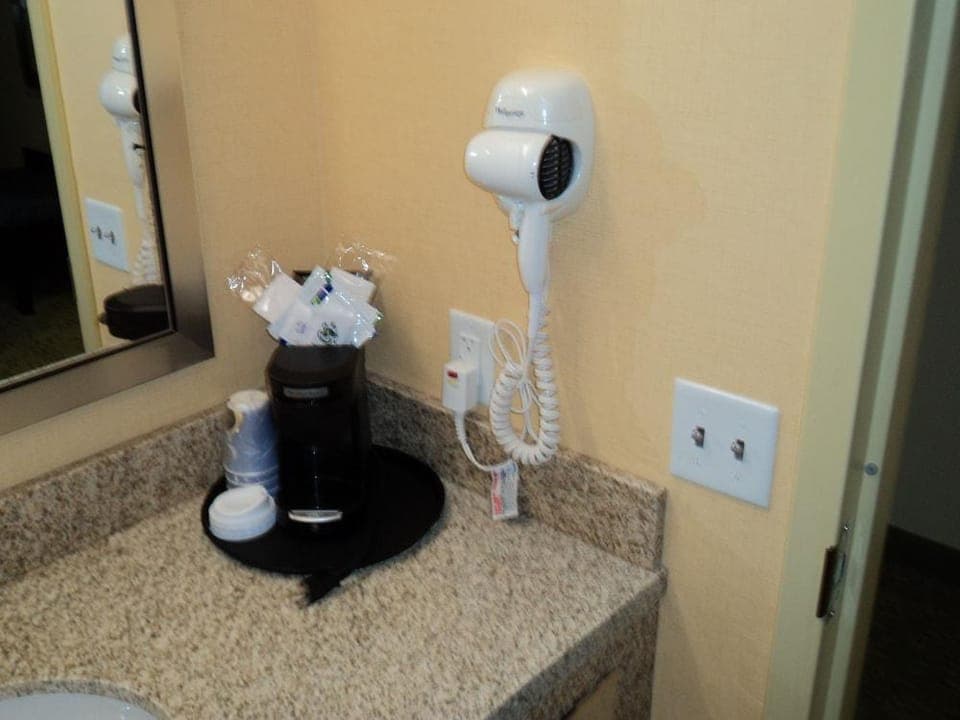 Holiday Inn Express Hotel and Suites Scranton by IHG Hotel in Scranton