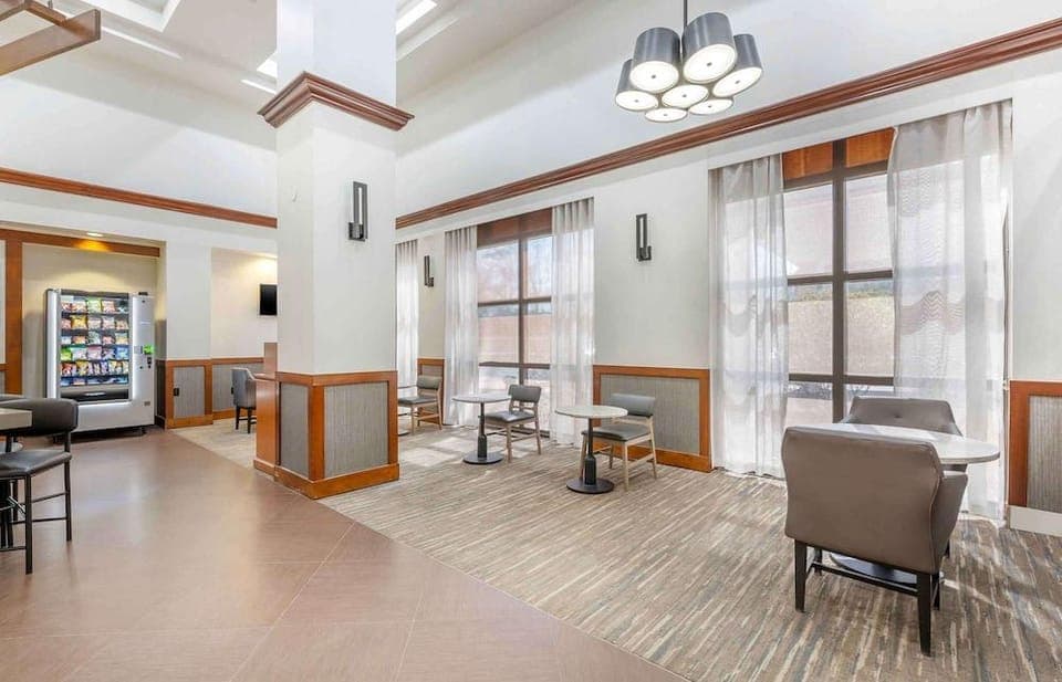 Extended Stay America Premier Suites Pittsburgh Cranberry To Hotel in Cranberry Township