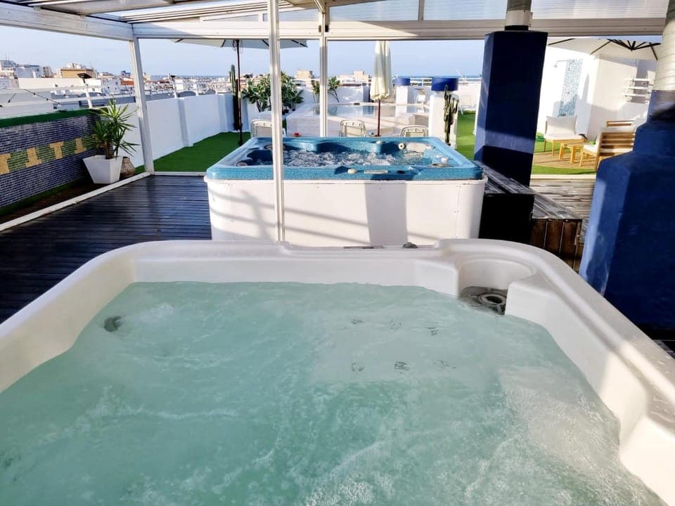 Hot tub