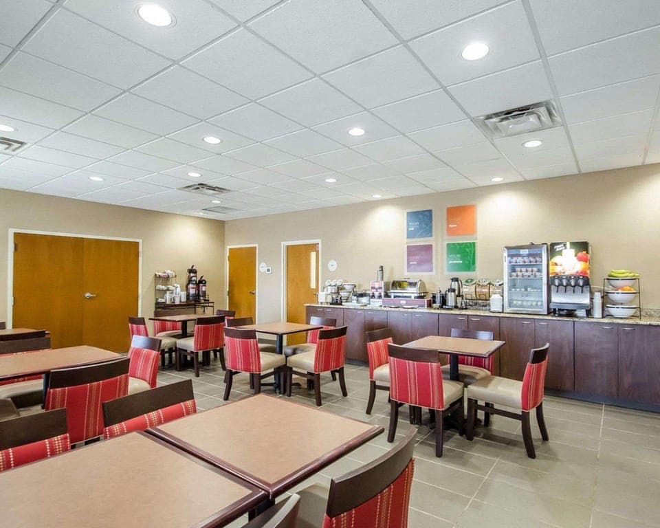 Comfort Inn Louisville Southwest Hotel in Shively