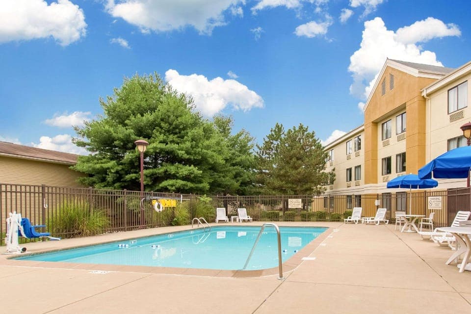 Comfort Inn Evansville East Hotel in Evansville