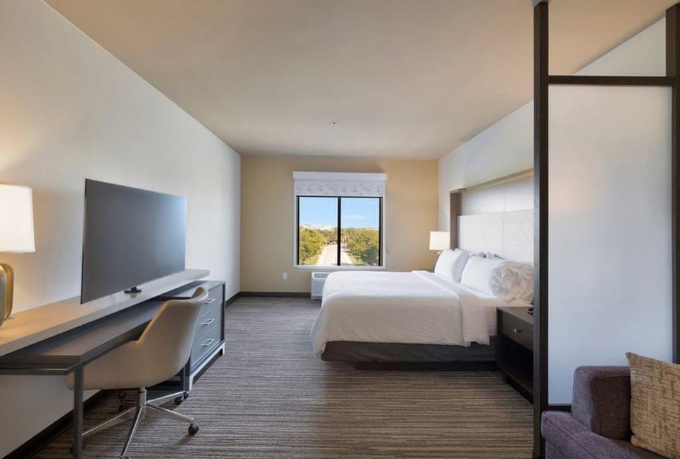 Suite room