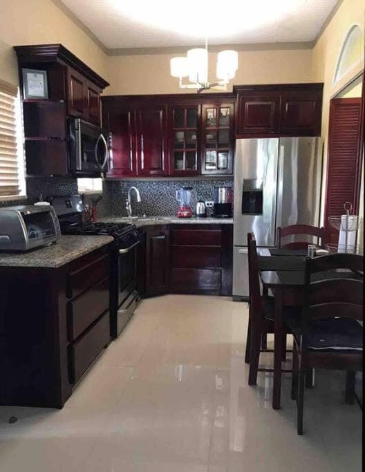 The Ansen Place Apartment hotel in Cayo District