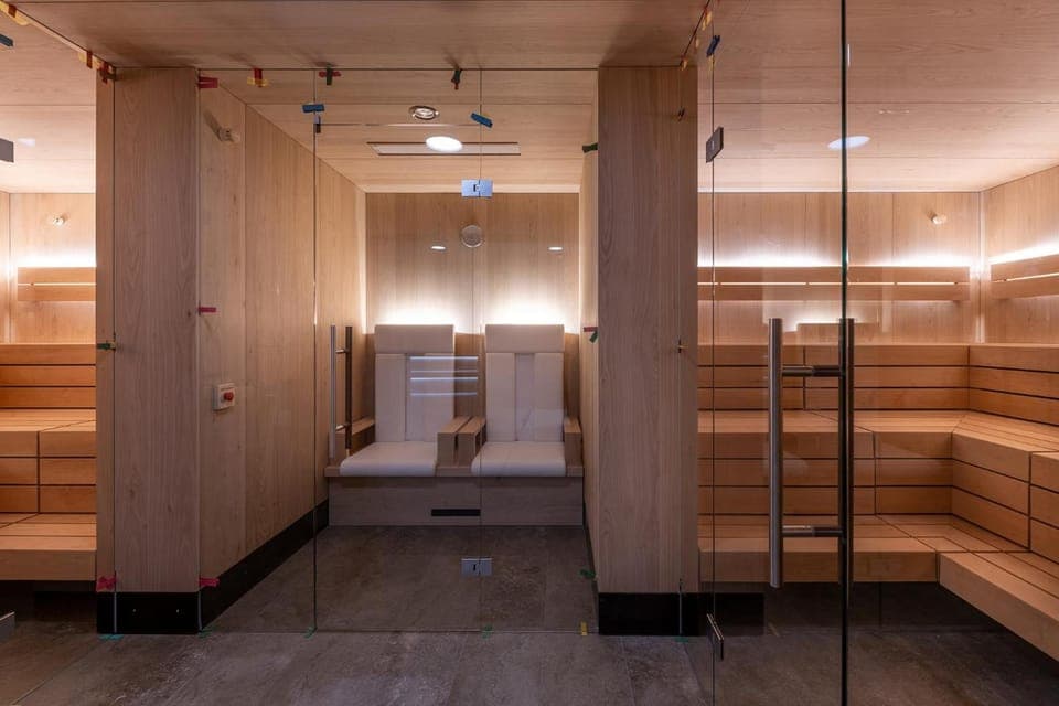 Steamroom