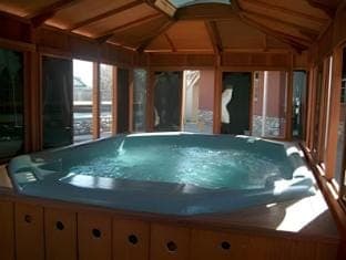 Hot tub