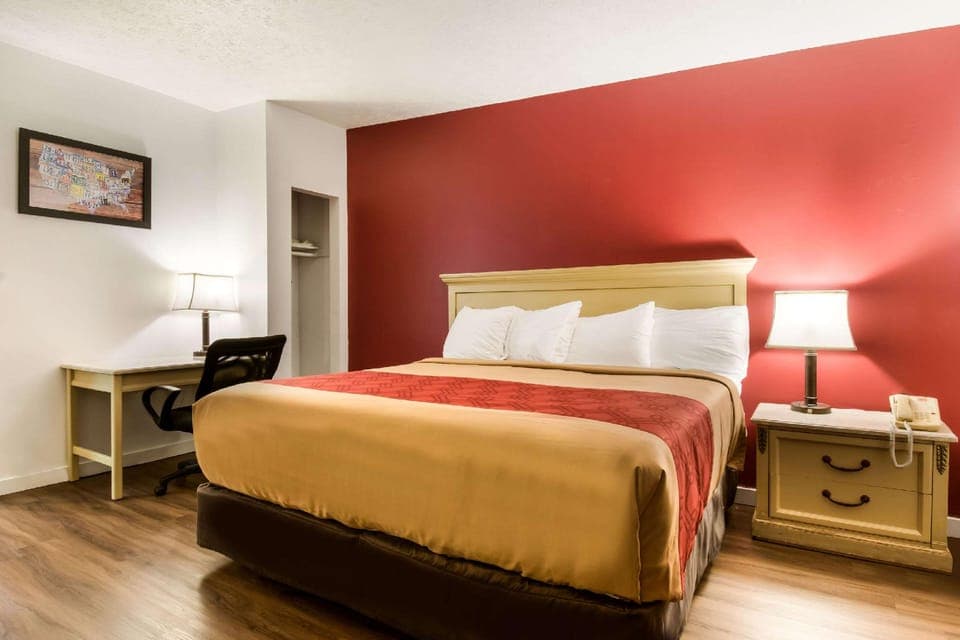Suite room