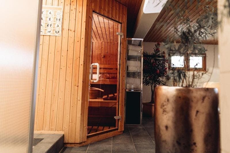 Haus Spescha Hotel in Lantsch/Lenz