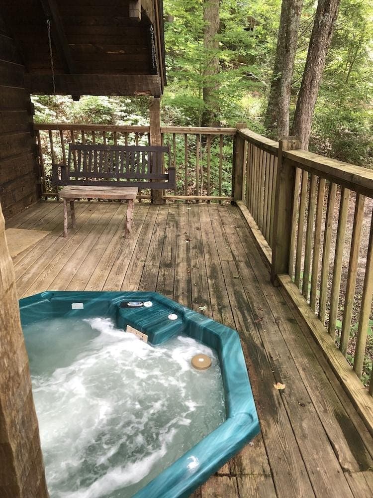 Gatlinburg Adventure Cabins Hotel in Sevier County