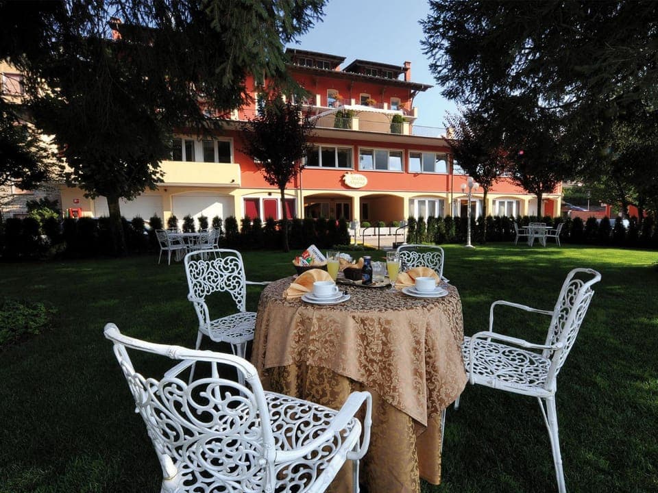 Stella Alpina Hotel e Ristorante Hotel in Canton of Ticino