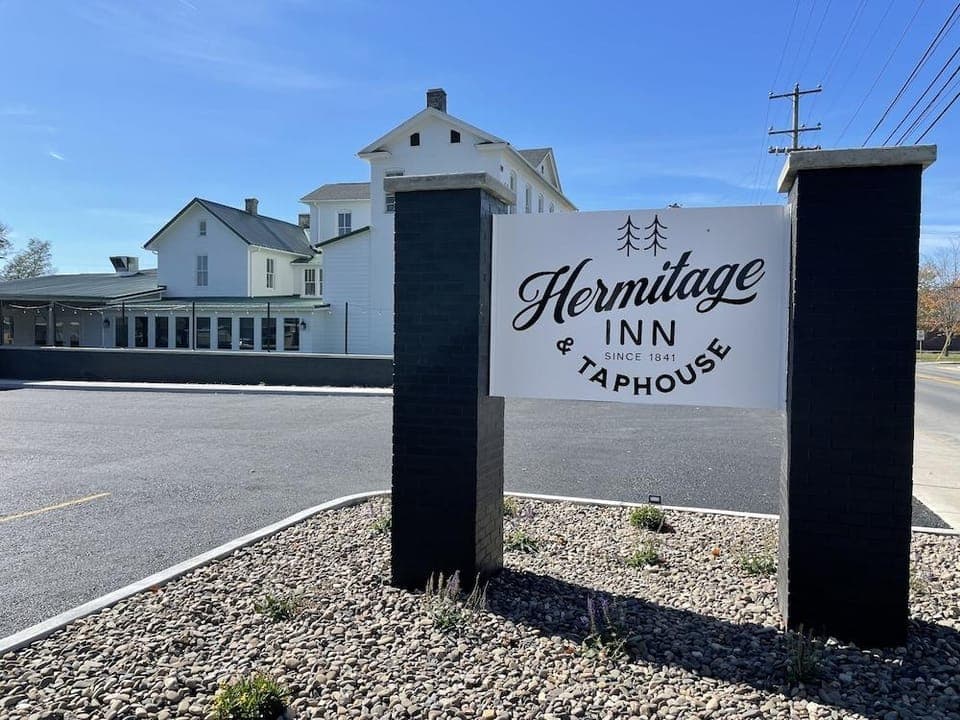 The Hermitage Inn and Taphouse Hotel in Shenandoah Valley