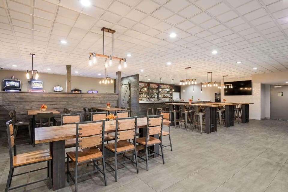 Bar