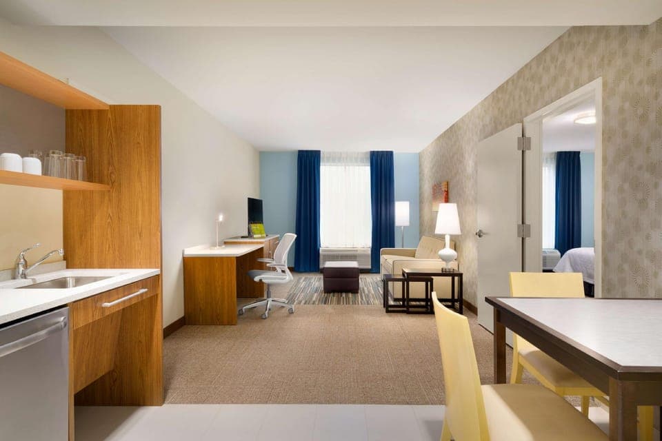Guestroom