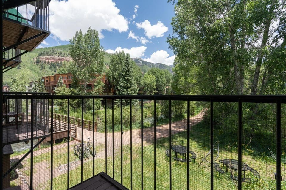 Manitou Lodge 7 by Alpine Lodging Telluride Hotel in Telluride