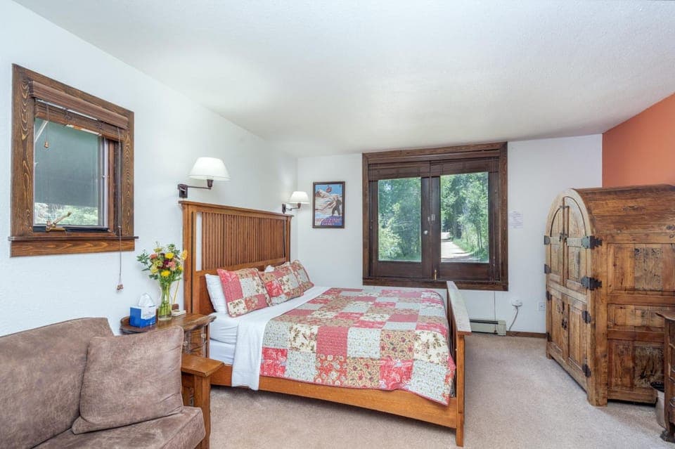 Manitou Lodge 1 by Alpine Lodging Telluride Hotel in Telluride