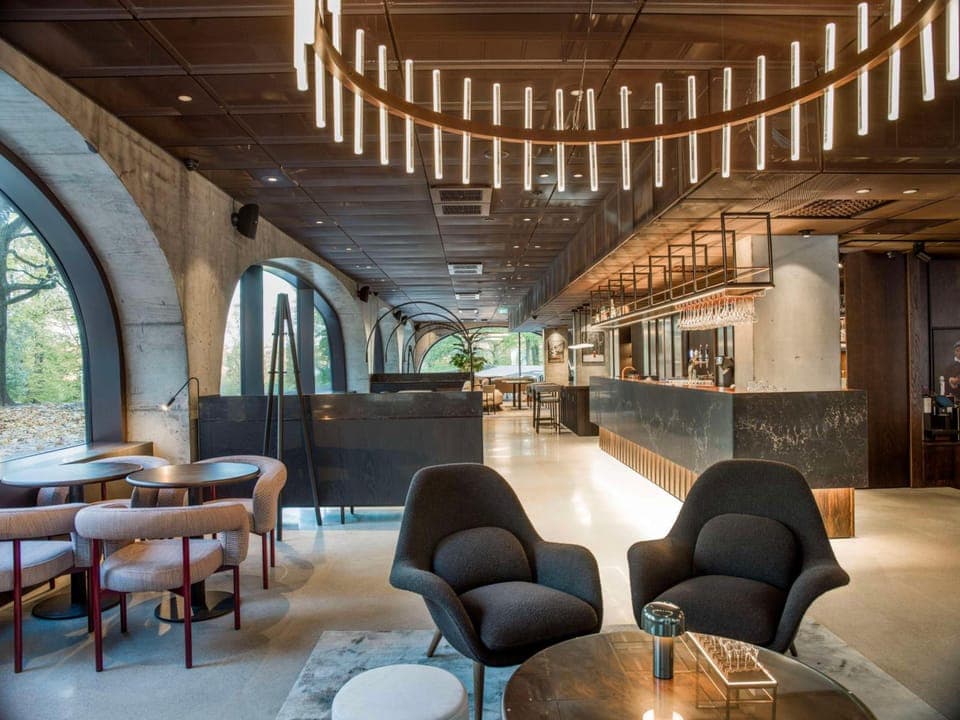 Bar/lounge