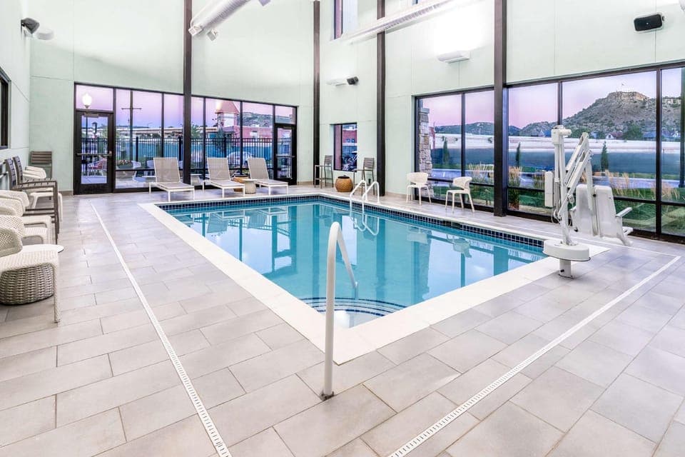 Swimming pool