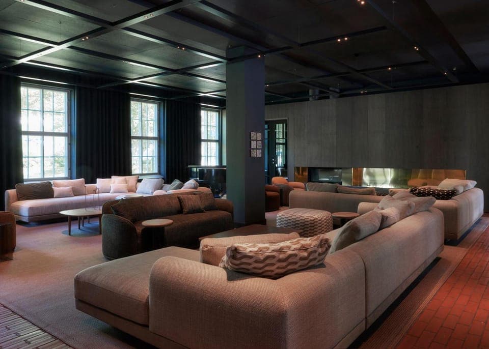 Bar/lounge