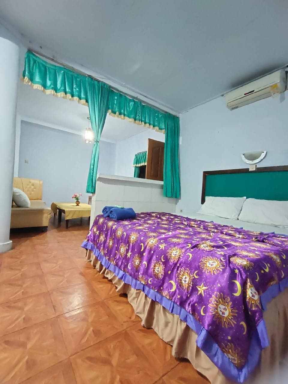 Bedroom