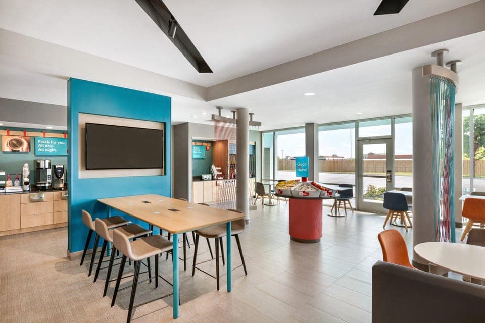 Avid Hotels Elkhart North By IHG Hotel in Elkhart
