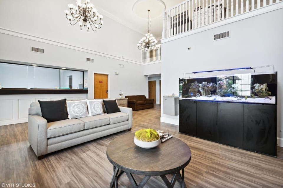 Shared lounge/TV area