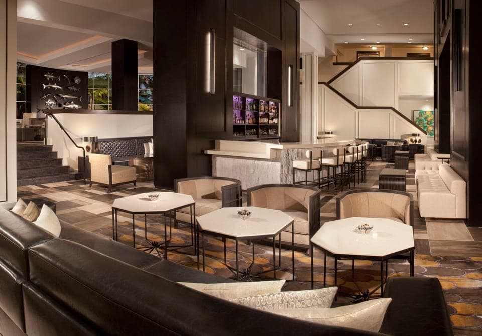 Bar/lounge