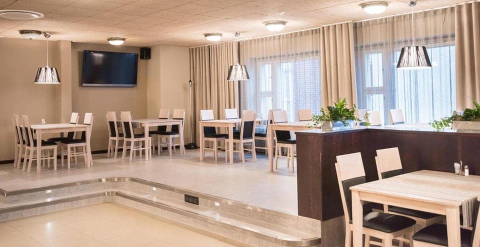 Bar/lounge