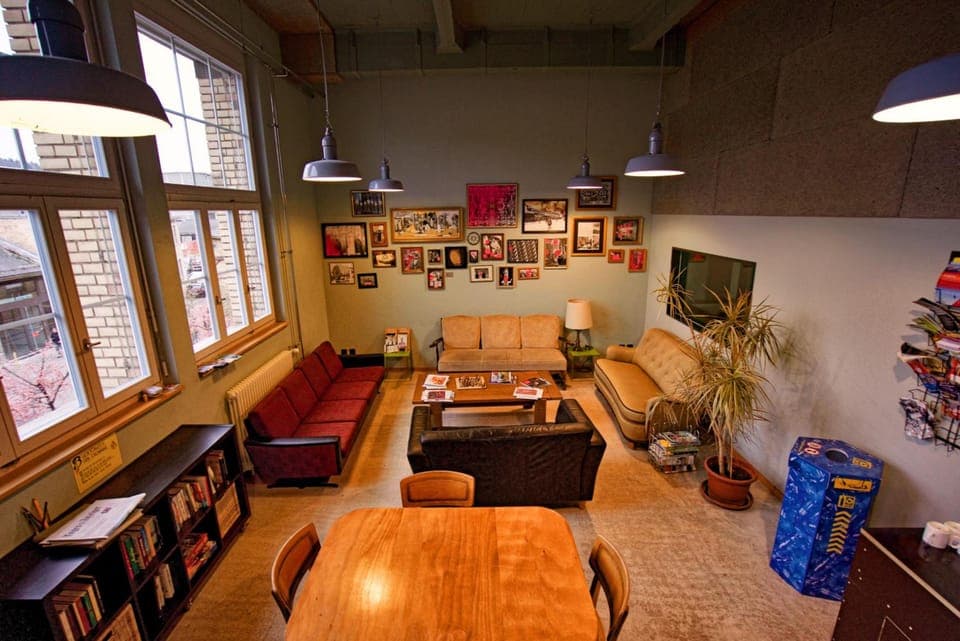 Shared lounge/TV area