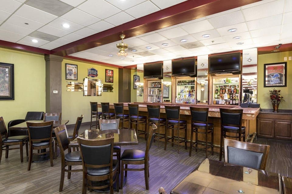 Bar/lounge