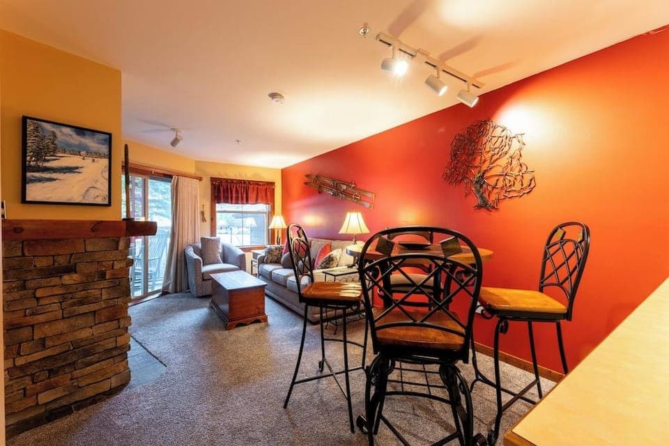 Rimfire Hotel in Snowshoe