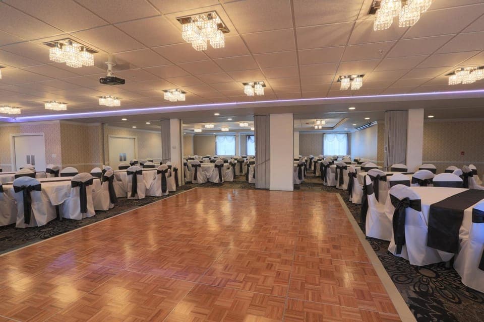 Banquet hall