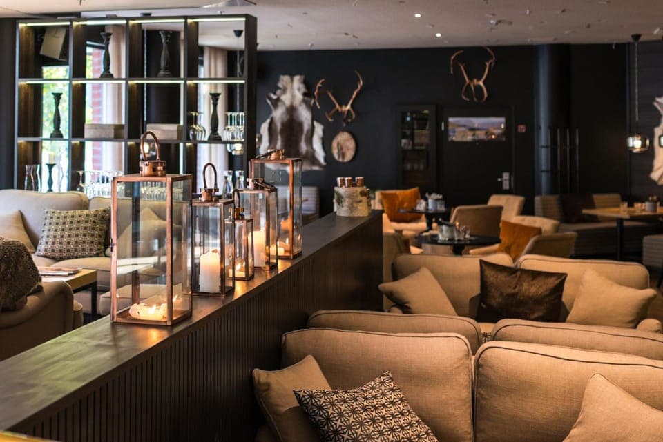 Bar/lounge