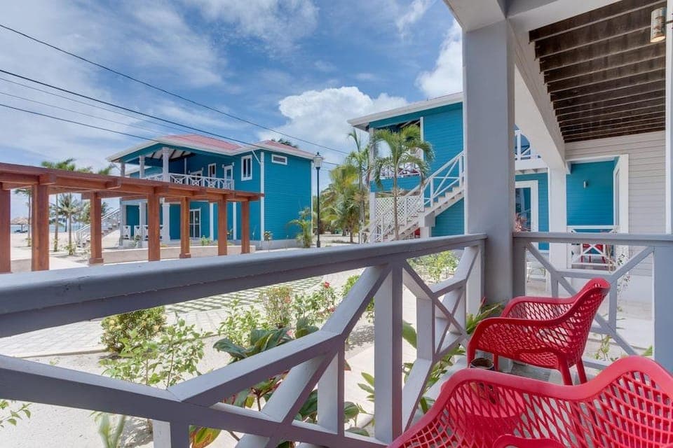 Brisa Oceano Resort Hotel in Placencia