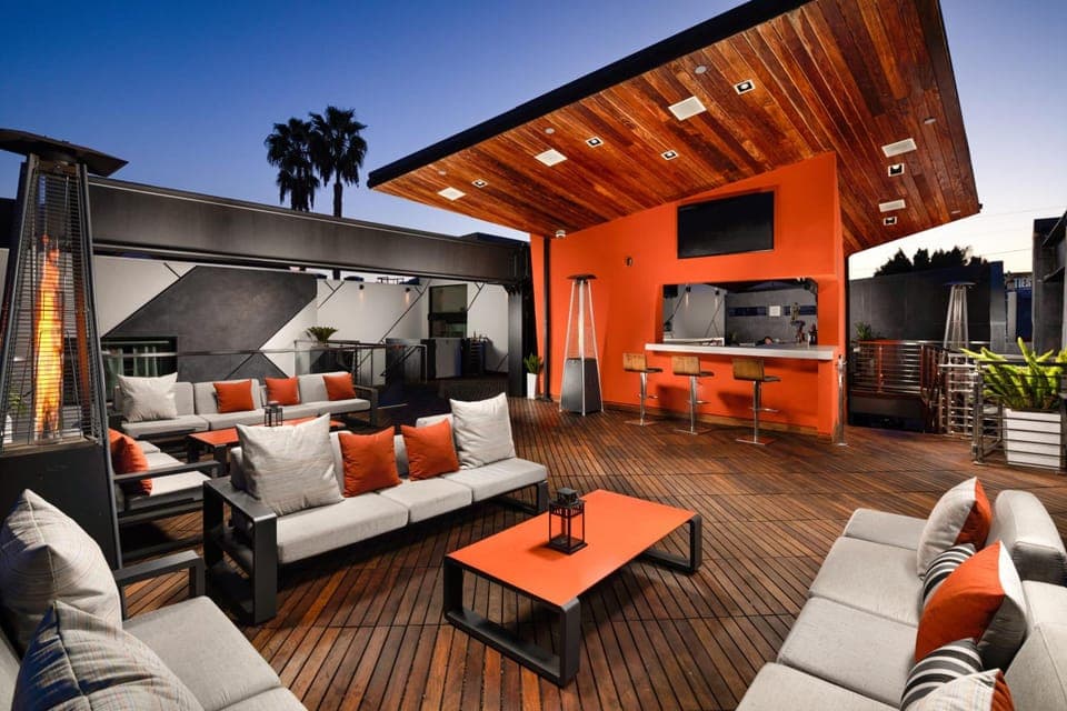 Bar/lounge